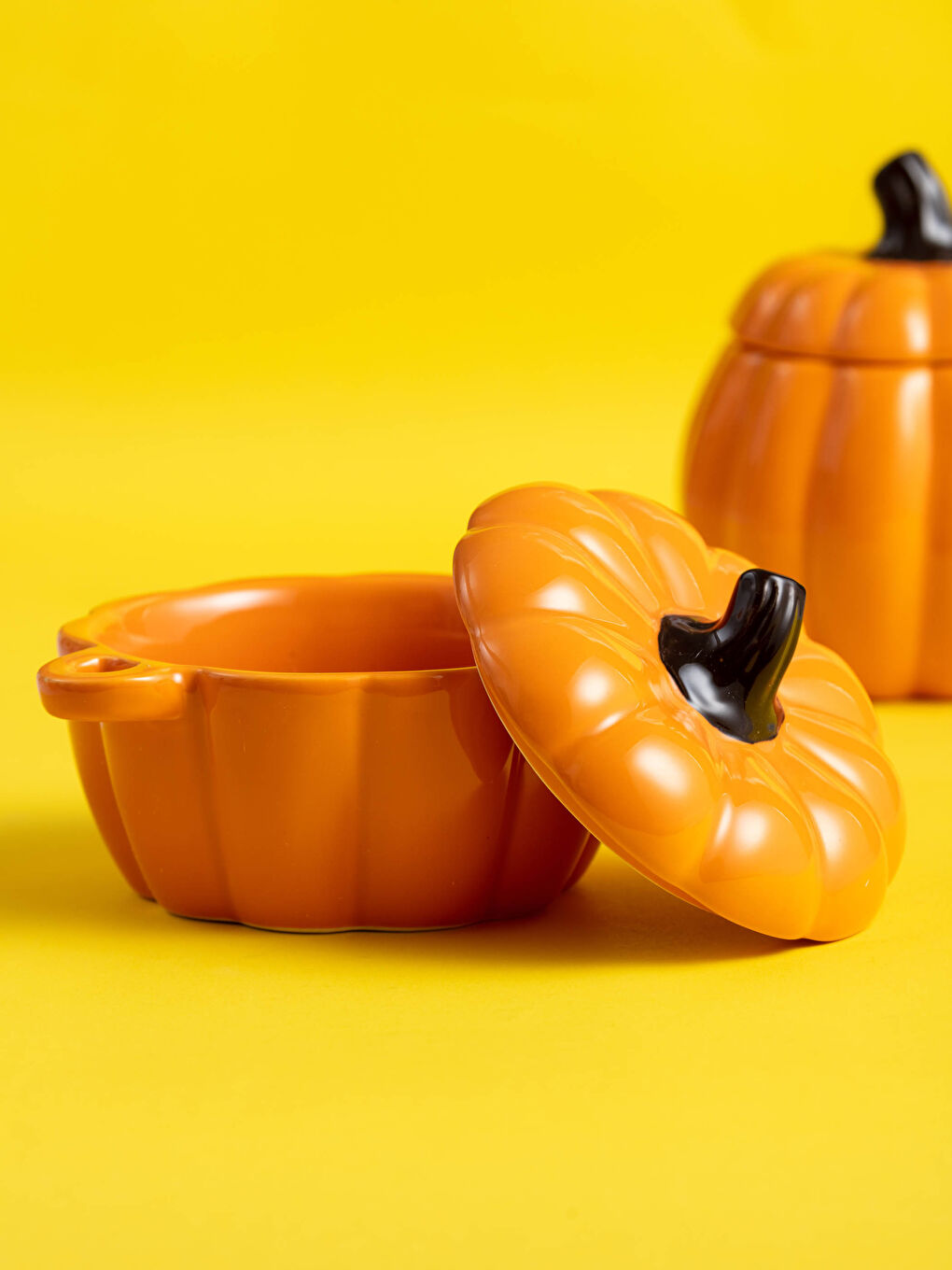LCW HOME Pumpkin Shaped Ceramic Bowl With Lid 6x6x5 Cm -W11363Z8-CSX
