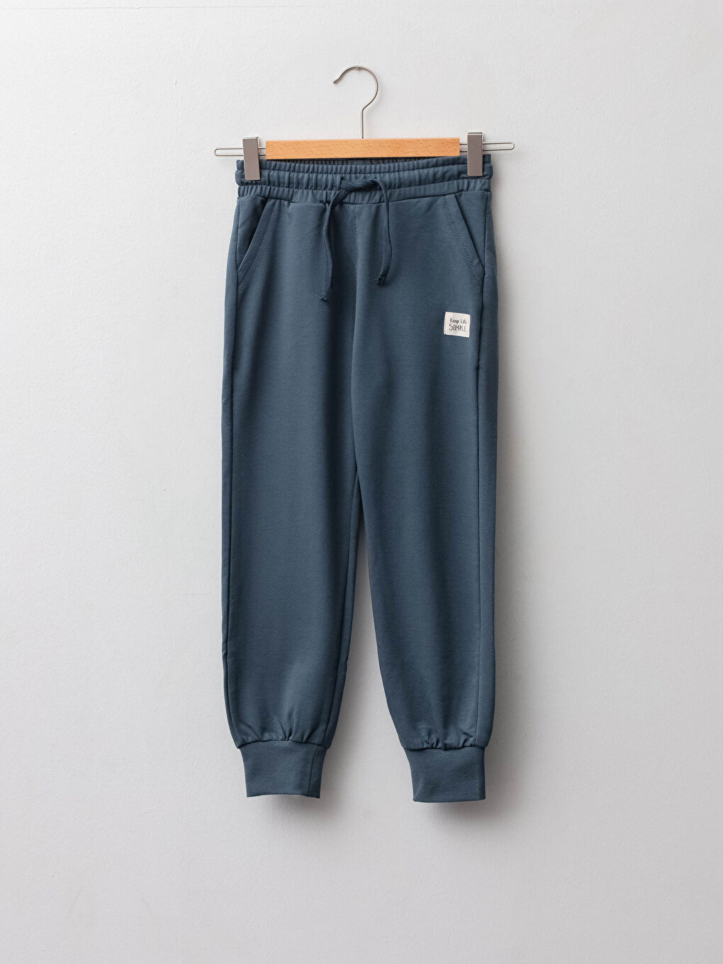 Pantalon de jogging à taille élastiquée pour garçons