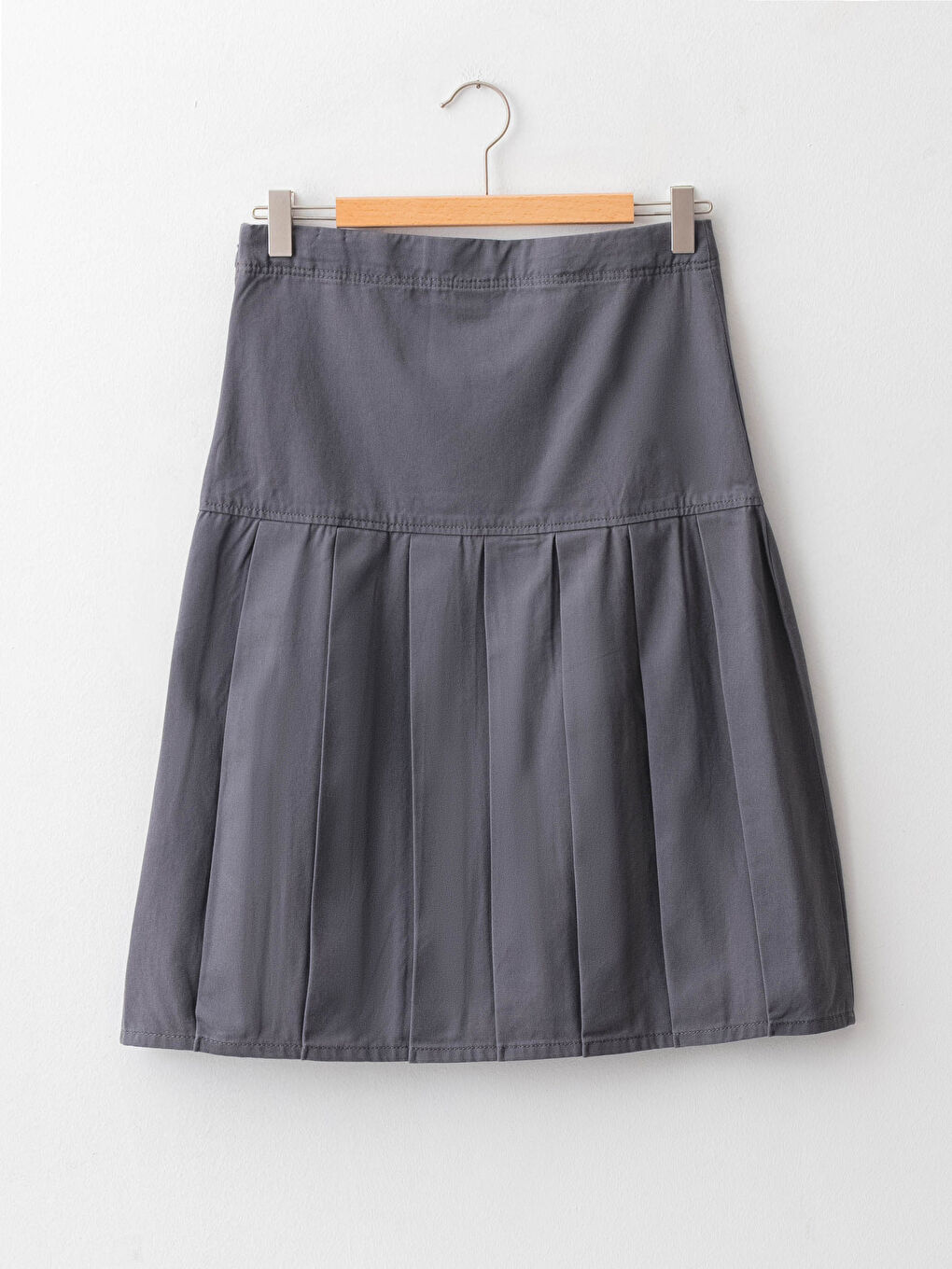 LCW Kids Basic Gabardine Girl Pleated Skirt -W11593Z4-HHY