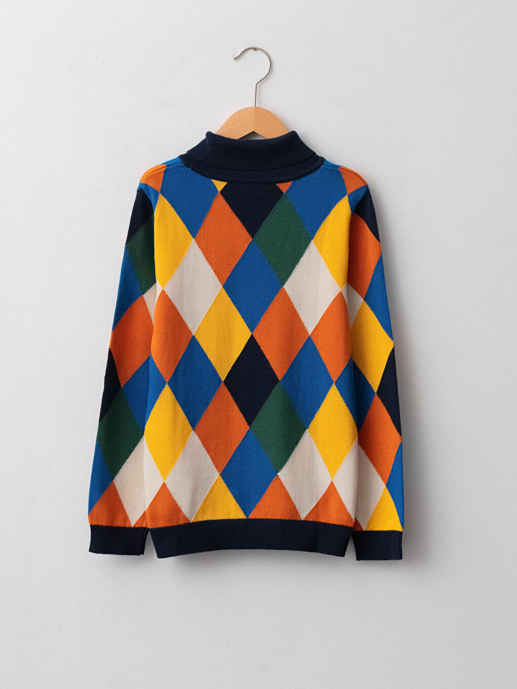 Биік жағалы түрлі-түсті торлы принтті ұзын жеңді жұқа трикотаж жемпір-1