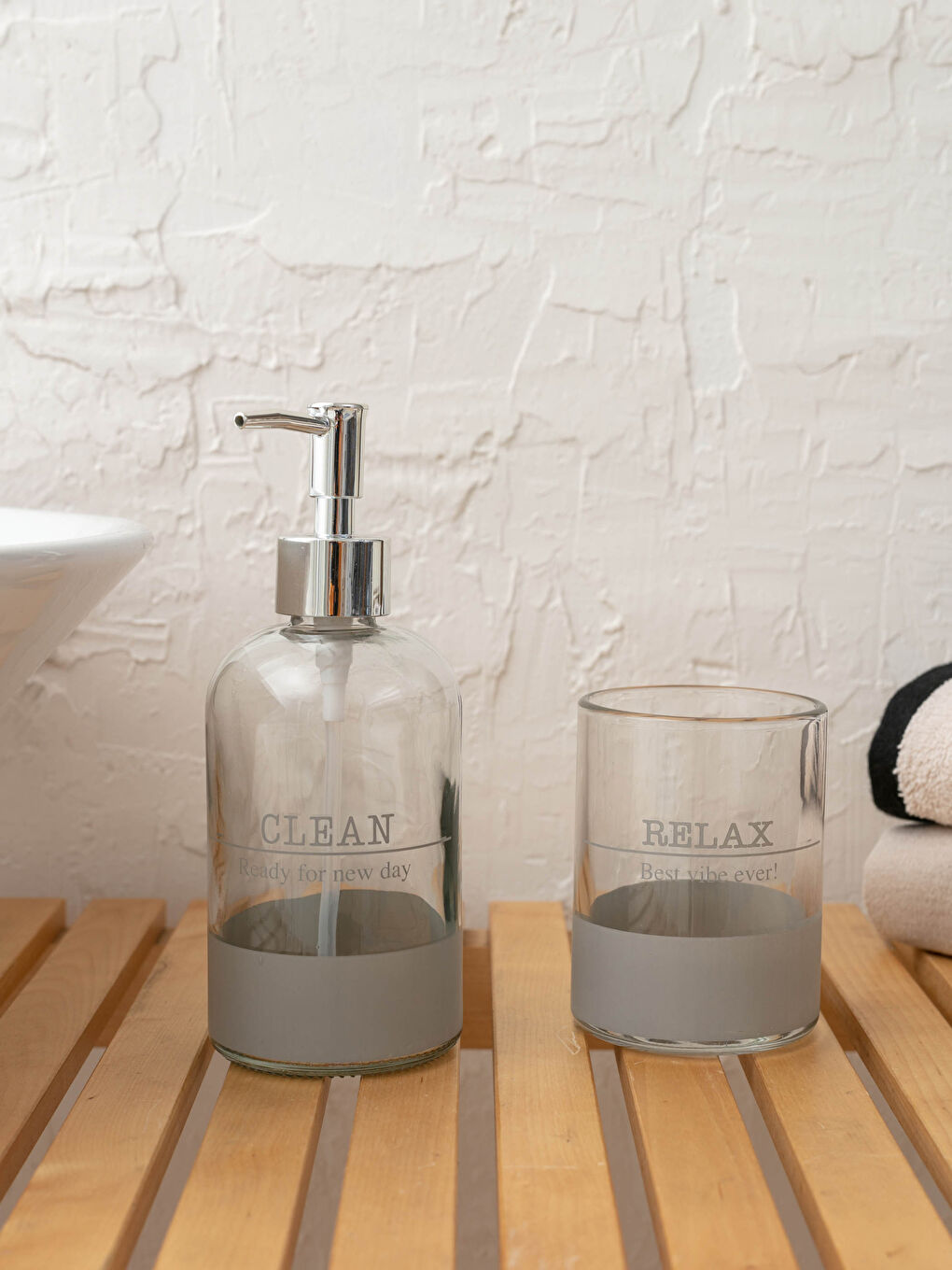 LCW HOME Slogan Bedrucktes Glas Badezimmer-Set, 2-teilig -W12281Z8-J5E