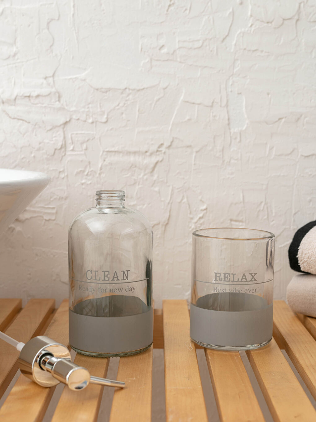LCW HOME Slogan Bedrucktes Glas Badezimmer-Set, 2-teilig -W12281Z8-J5E