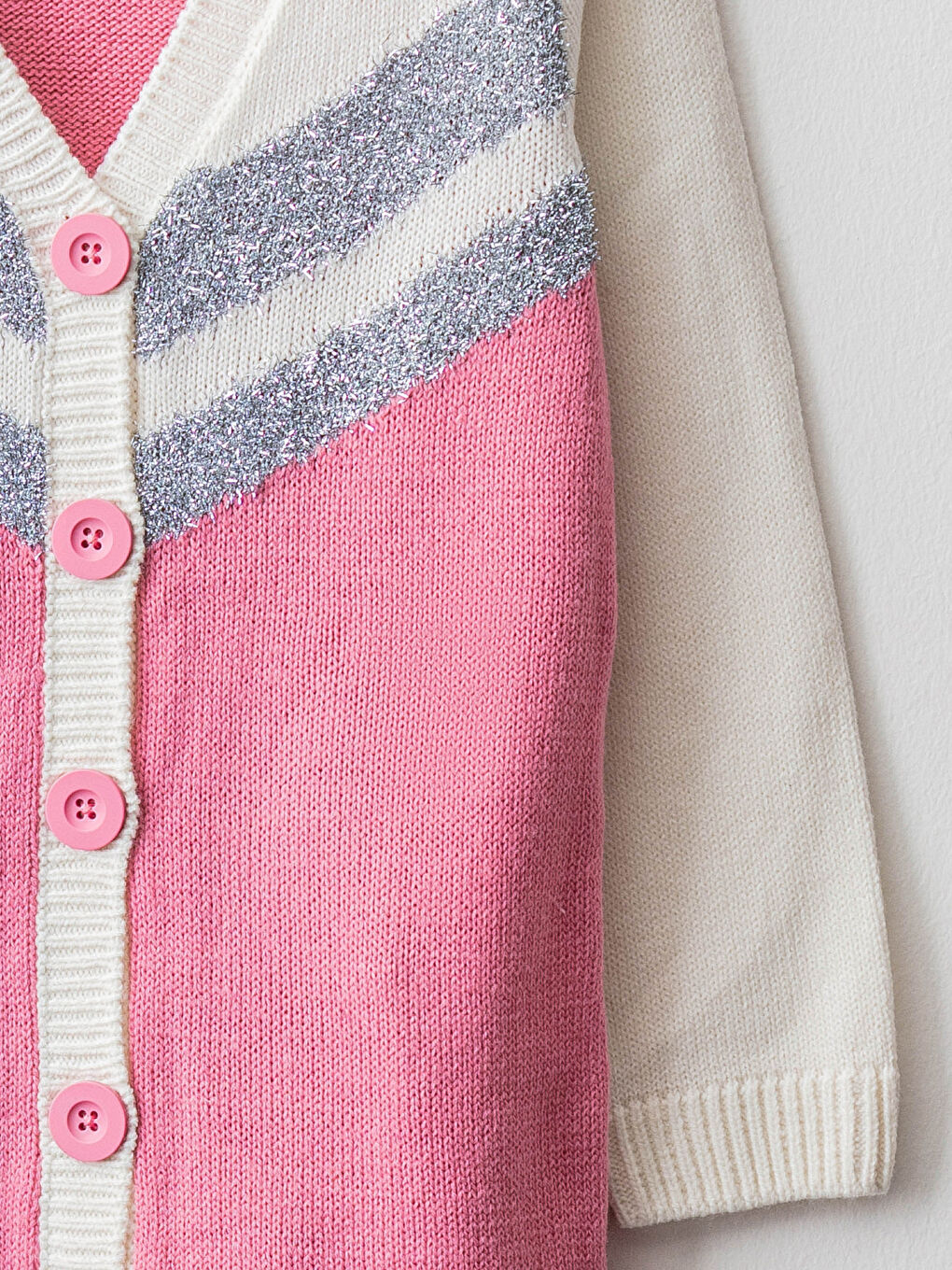 LCW Kids V-Neck Color Block Long Sleeve Girls' Knitwear Cardigan -W12345Z4-CUE