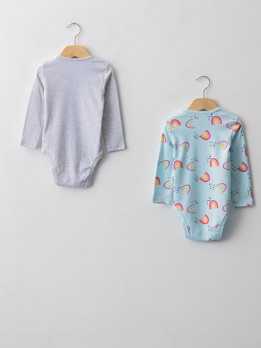 بدلة داخلية قطنية مطبوعة برقبة دائرية وكم طويل للبنات الصغيرات مع كباسين - عبوتان-1