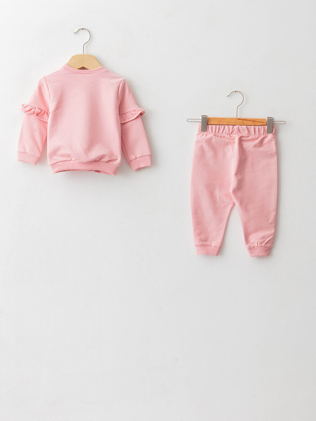 Ensemble Sweat-Shirt et Pantalon de Jogging en Coton Imprimé Bébé Fille à Col Rond et Manches Longues (Lot de 2)-1