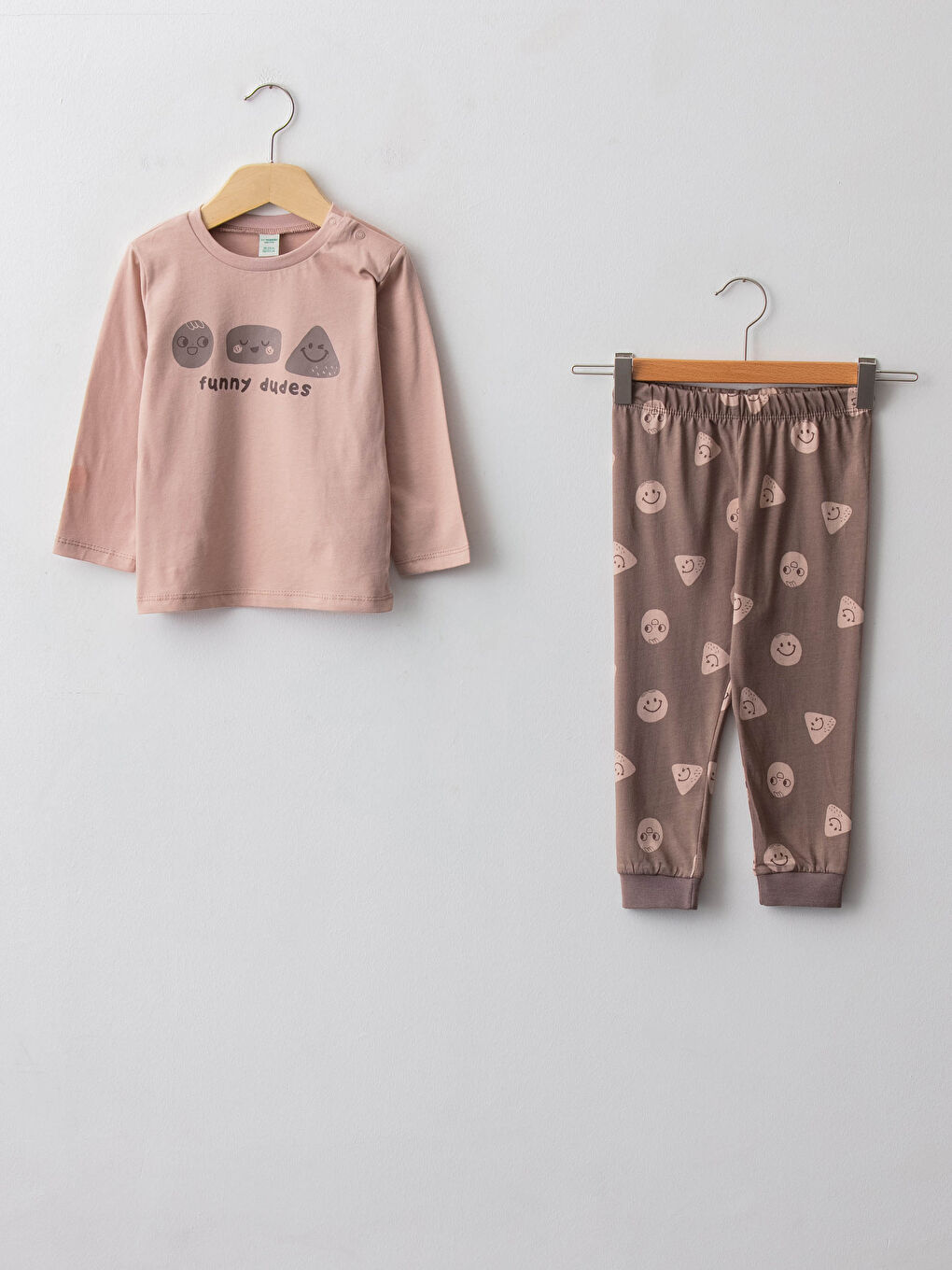 LCW baby Crew Neck Long Sleeve Printed Cotton Baby Boy Pajama Set -W12957Z1-RMY