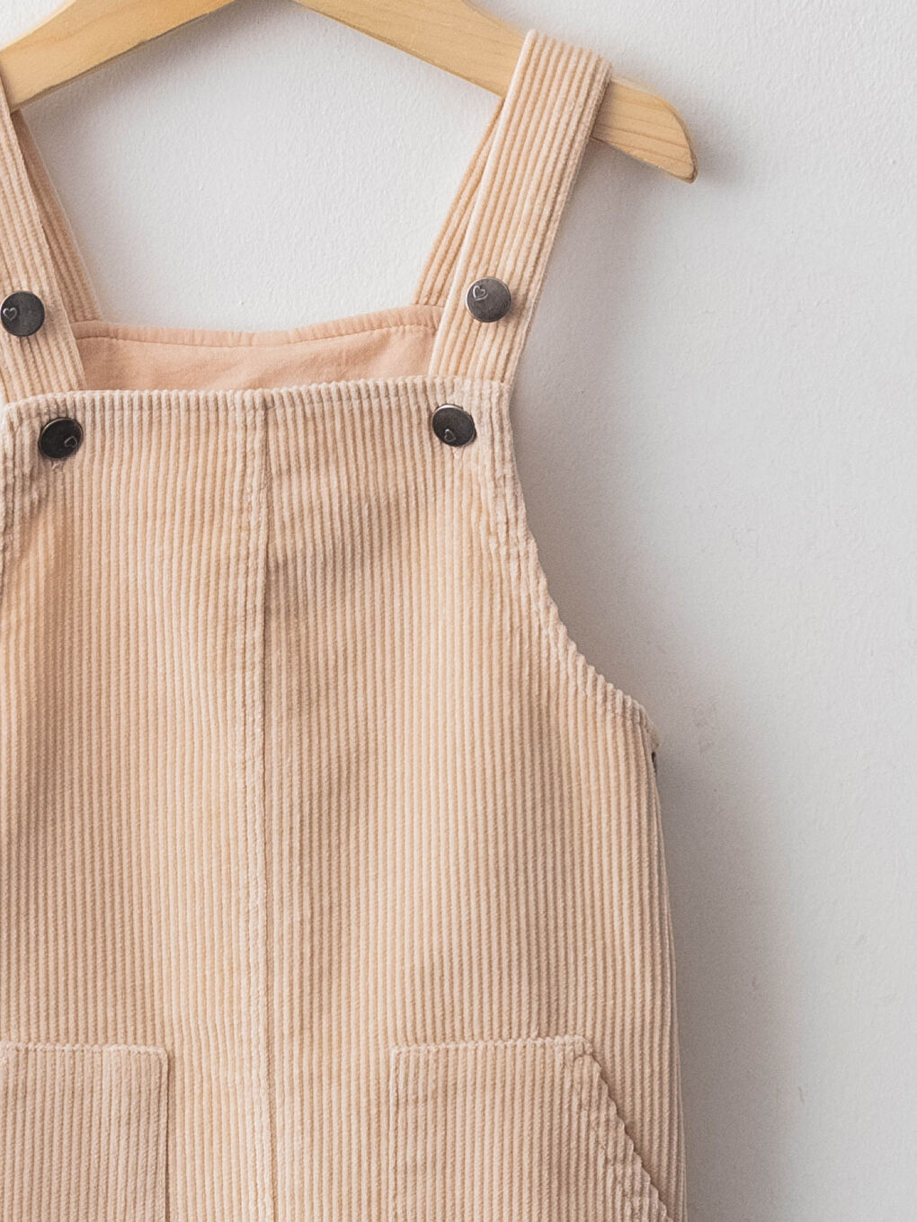 Ekru Kare Yaka Askılı Basic Kadife Kız Bebek Elbise-4