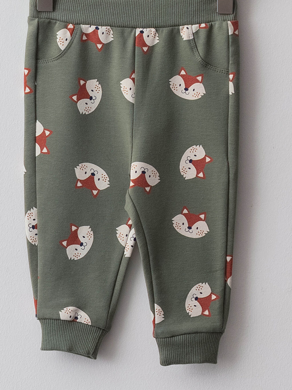 Haki Bisiklet Yaka Uzun Kollu Baskılı Erkek Bebek Sweatshirt ve Pantolon 2'li Takım-2