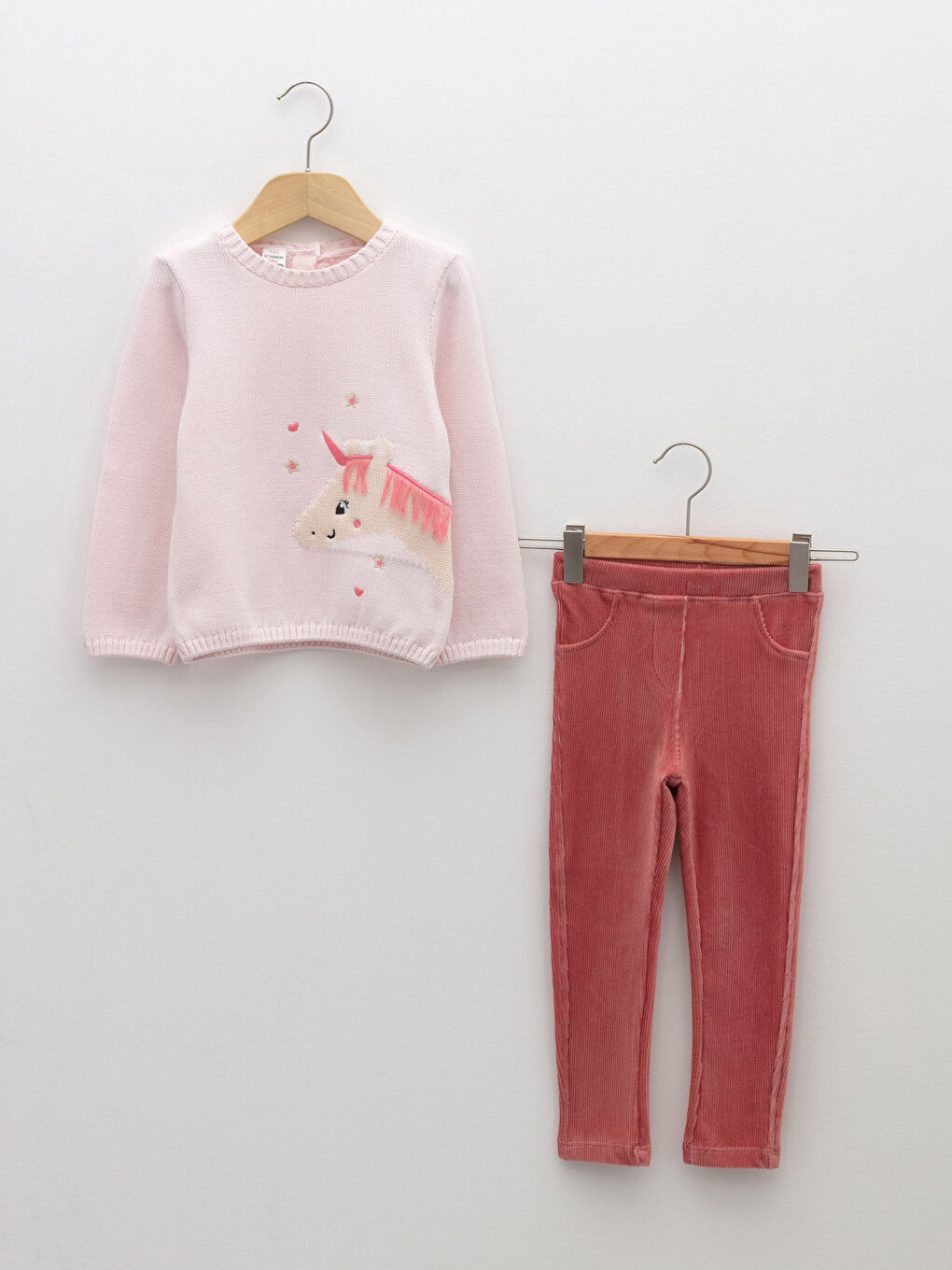 LCW baby Ensemble Pull Tricot et Collants Bébé Fille Brodé Manches Longues Col Rond Lot de 2 -W15292Z1-KXR