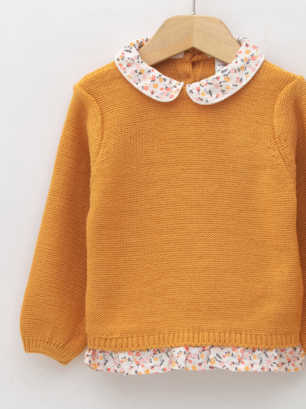 Sarı Bebe Yaka Uzun Kollu Kız Bebek Triko Kazak ve Pantolon 2'li Takım-2