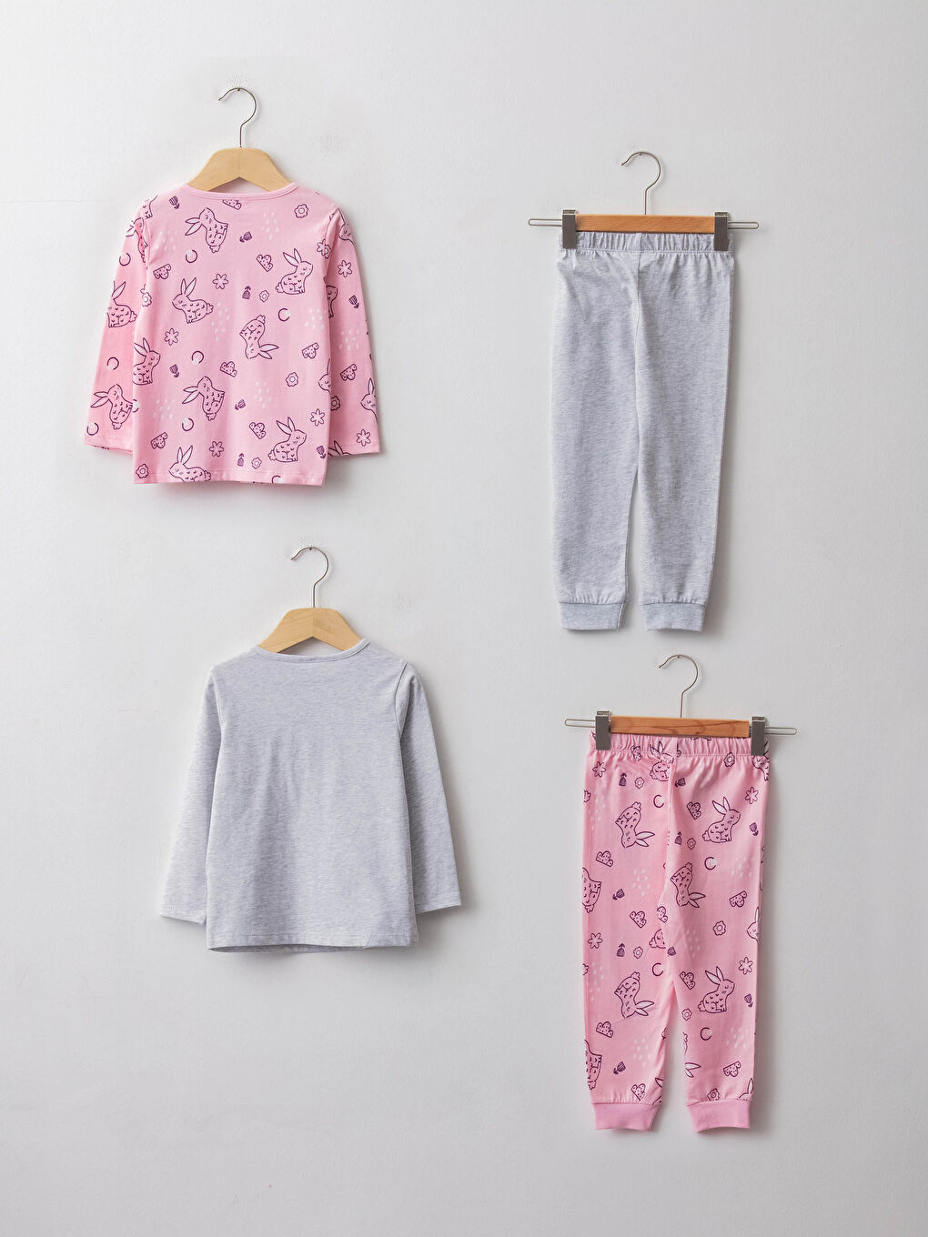 طقم بيجامة بناتي صغيرات قطن مطبوع ياقة دائرية كم طويل-1