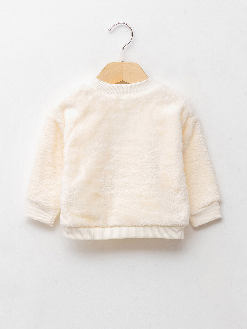 Ekru Bisiklet Yaka Uzun Kollu Nakış Detaylı Erkek Bebek Tişört-1