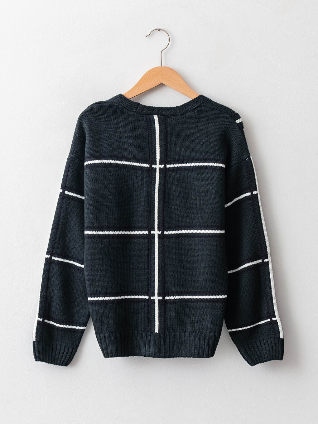 V-Neck Striped Long Sleeve Boy Knitwear Cardigan-1