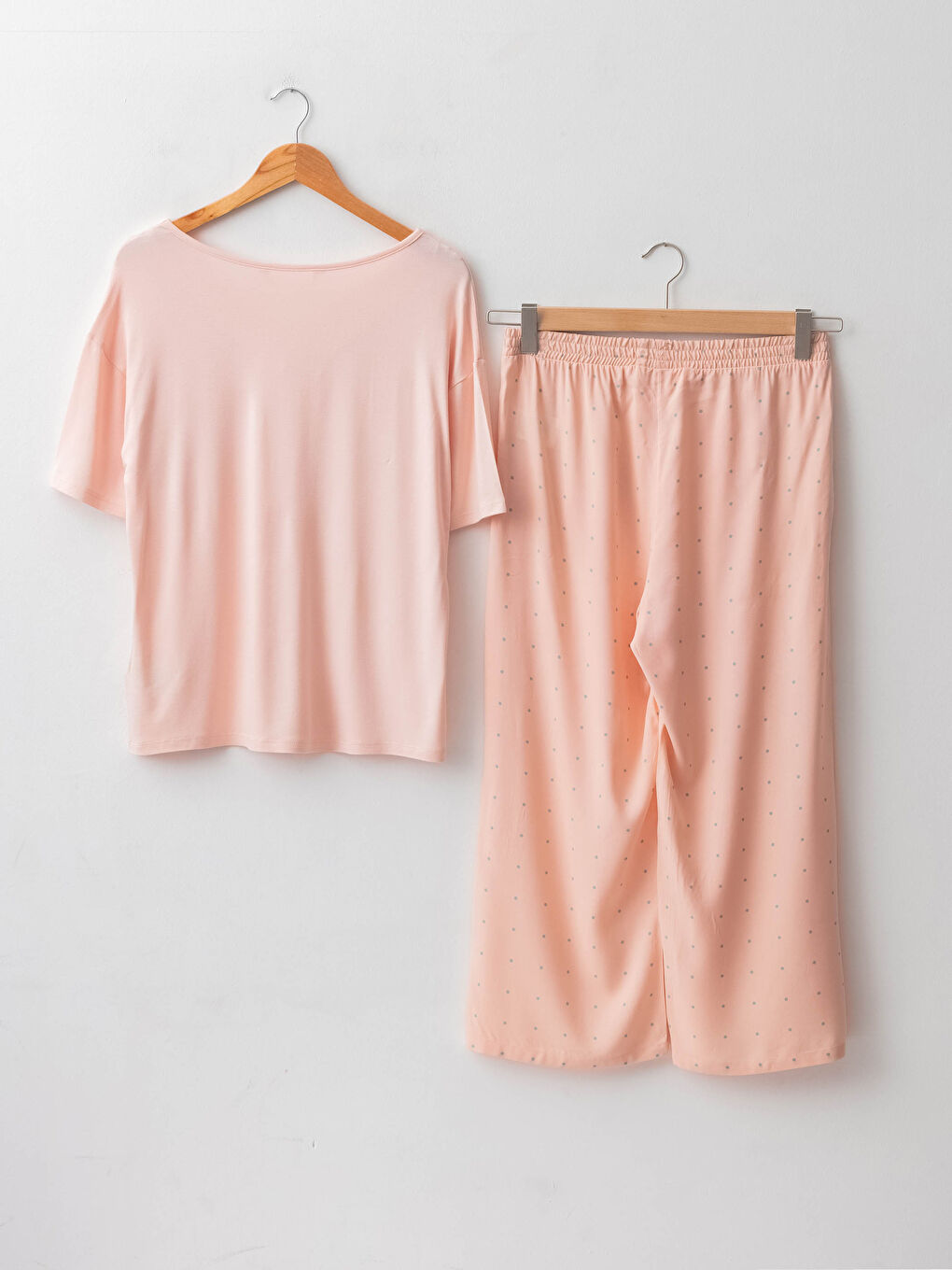 Ensemble de Pyjama pour Femmes en Viscose à Encolure Henley à Pois Manches Courtes Taille Élastique-6