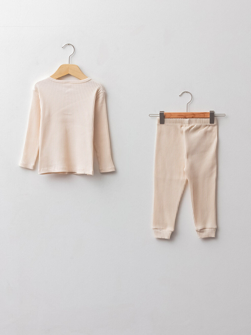 Crew Neck Long Sleeve Basic Baby Girl Pajama Set-1