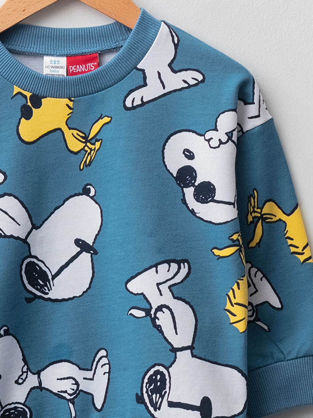 Beyaz Kapüşonlu Uzun Kollu Snoopy Baskılı Erkek Bebek Fermuarlı Sweatshirt-2