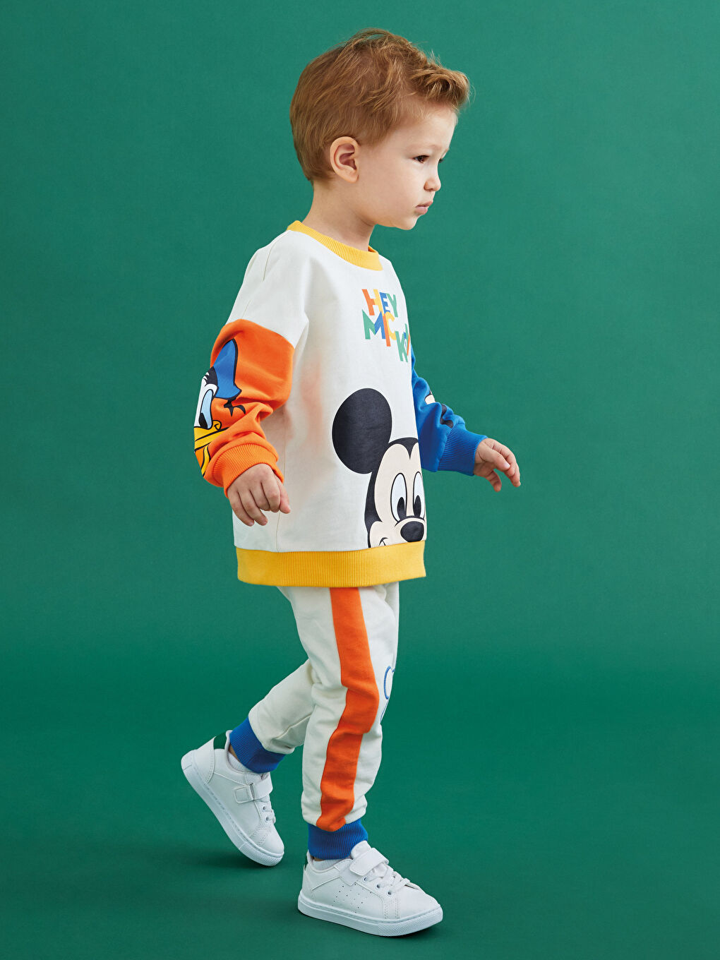 LCW baby Açık Bej Bisiklet Yaka Uzun Kollu Mickey Mouse Baskılı Pamuklu Erkek Bebek Sweatshirt - 2