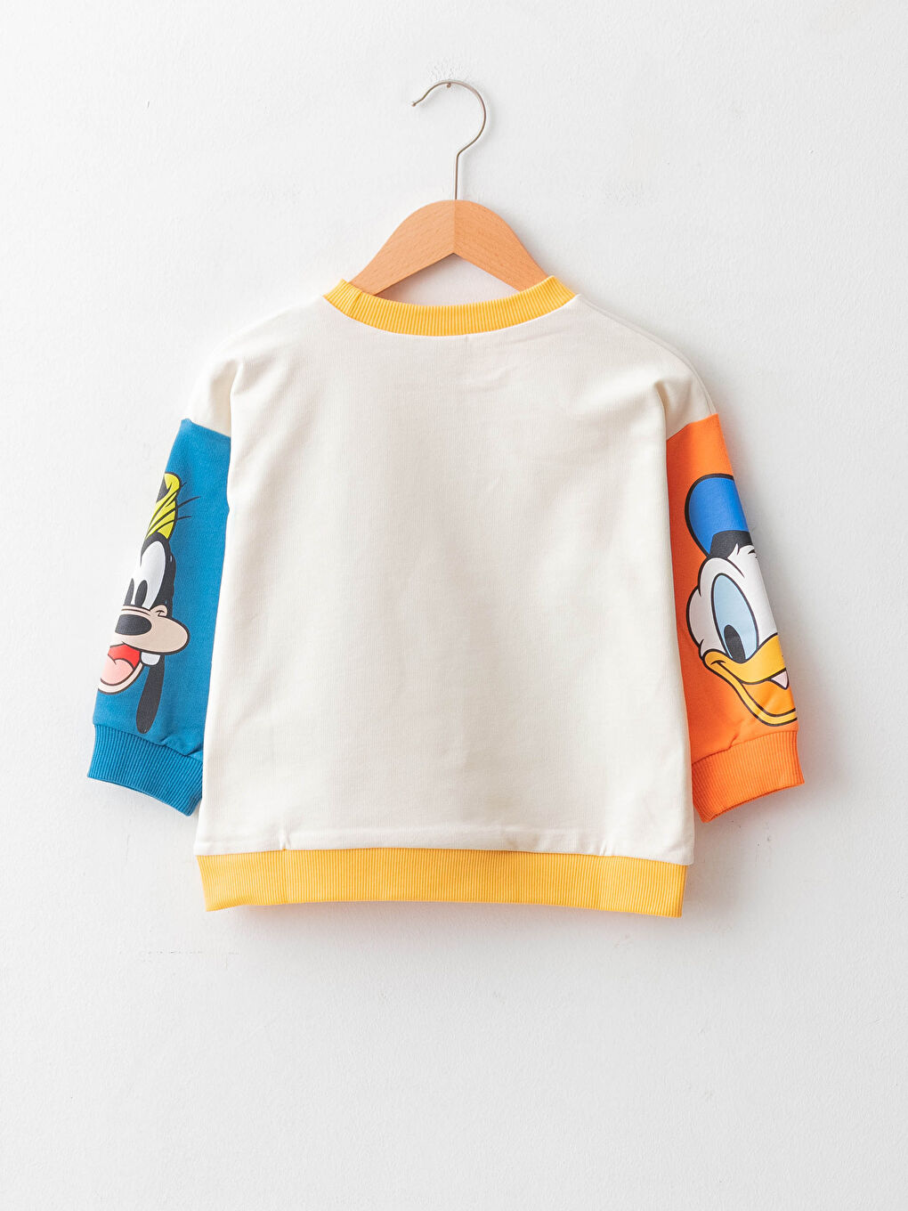 LCW baby Açık Bej Bisiklet Yaka Uzun Kollu Mickey Mouse Baskılı Pamuklu Erkek Bebek Sweatshirt - 5