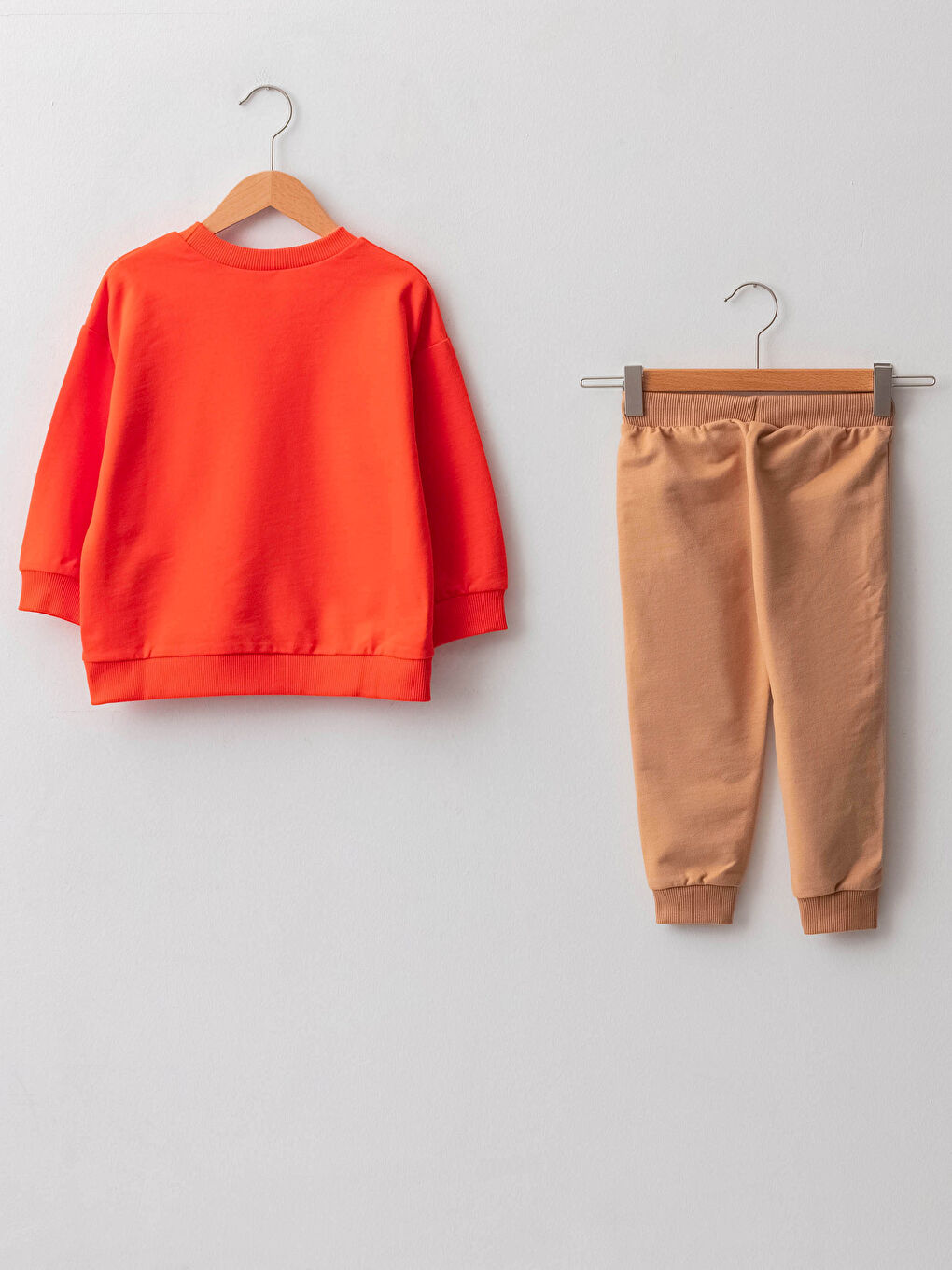 Turuncu Bisiklet Yaka Uzun Kollu Mickey Mouse Baskılı Sweat ve Pantolon 2'li Takım-1