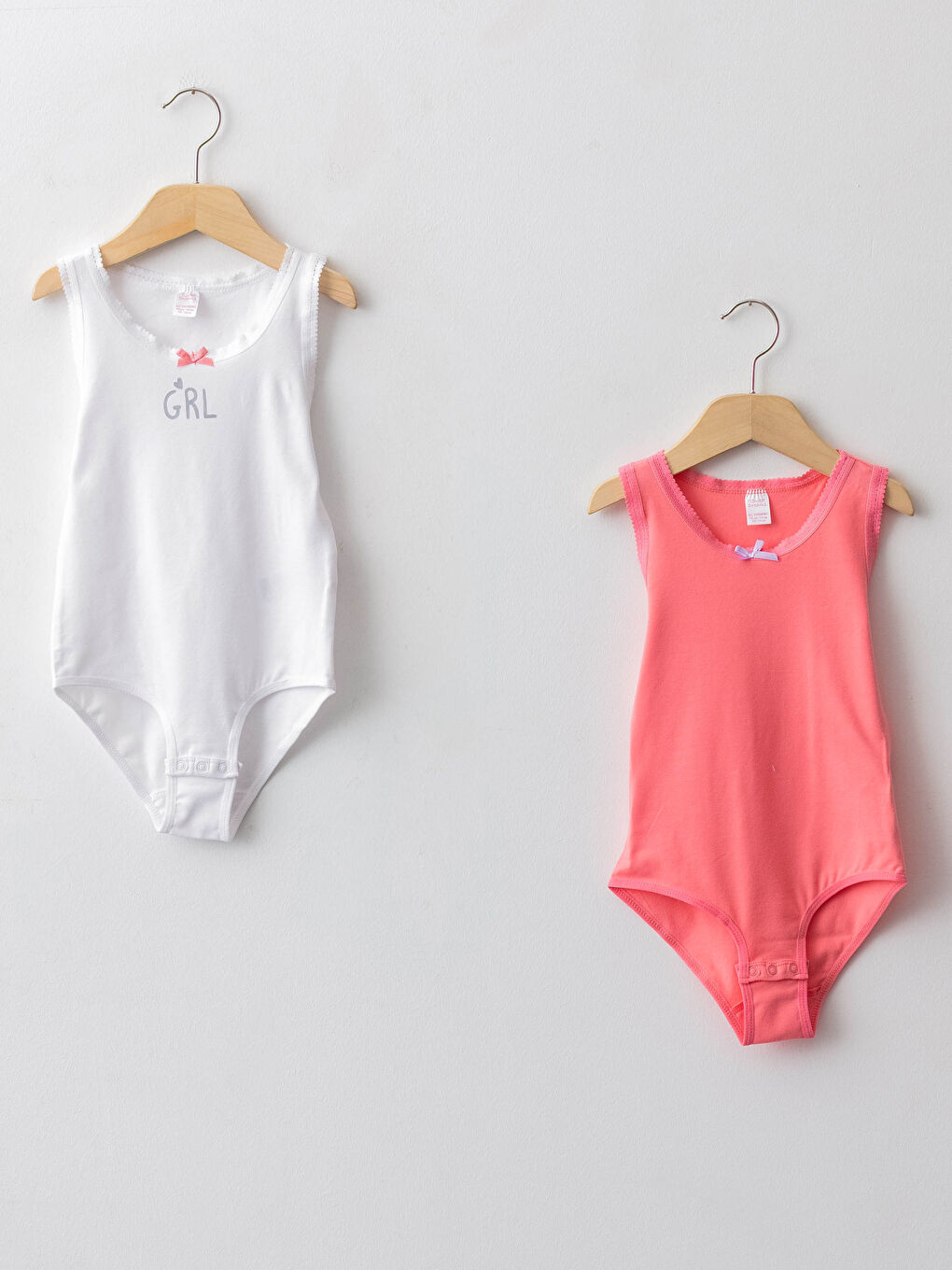Боди с заклепками из хлопка с круглым вырезом для девочек, 2 упаковки