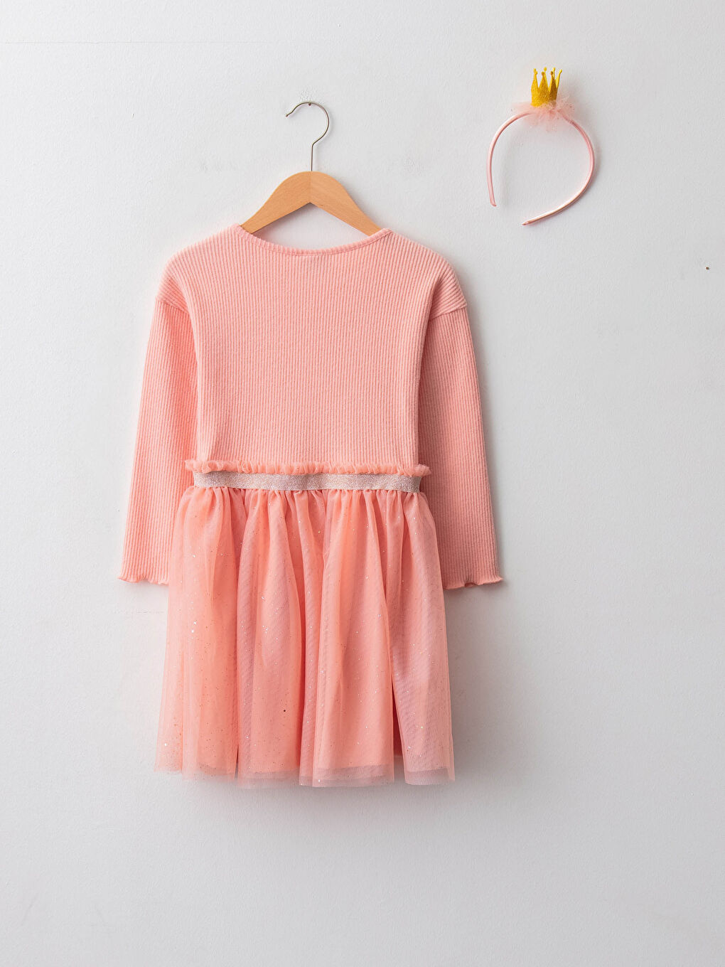 LCW Kids Rundhalsausschnitt Basic Langarm Tüll Detail Mädchen Kleid und Krone -W18835Z4-FGD