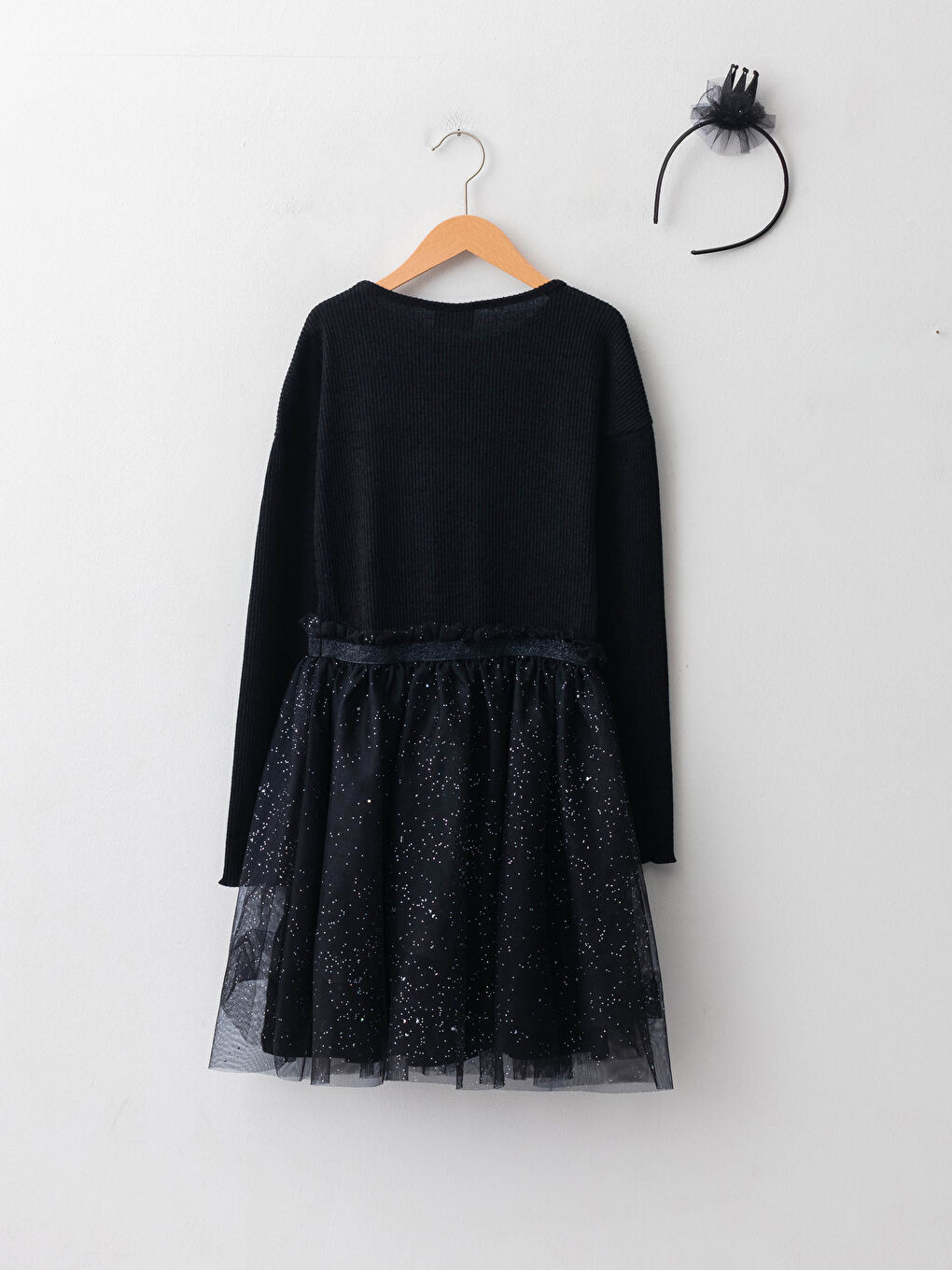 LCW Kids Rundhalsausschnitt Basic Langarm Tüll Detail Mädchen Kleid und Krone -W18835Z4-CVL