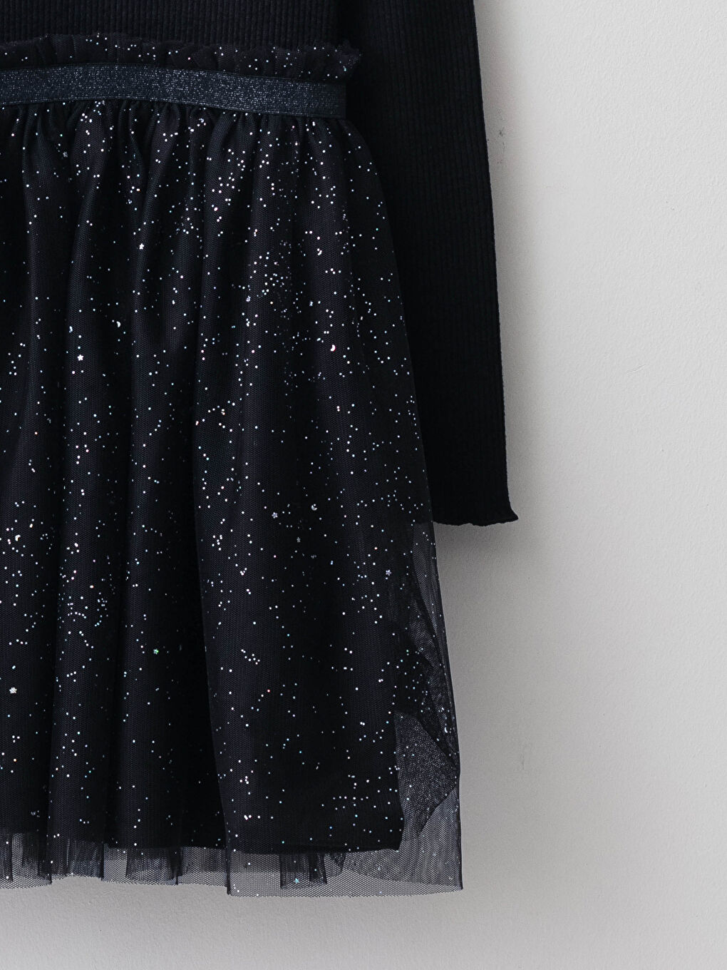 LCW Kids Rundhalsausschnitt Basic Langarm Tüll Detail Mädchen Kleid und Krone -W18835Z4-CVL