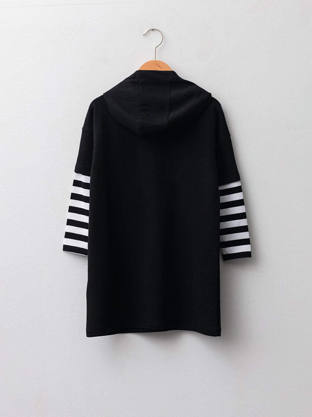 فستان للبنات مطبوع بكم طويل مزود بغطاء رأس-1