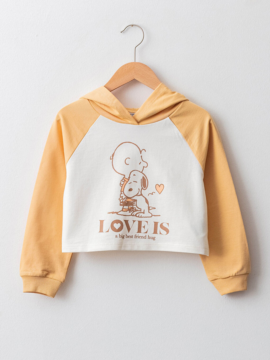 LCW Kids Krem Rengi Kapüşonlu Snoopy Baskılı Uzun Kollu Kız Çocuk Sweatshirt