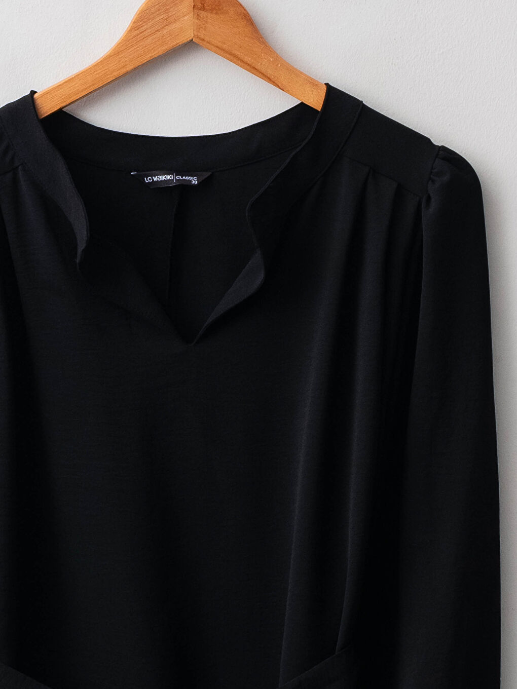 Henley Neckline Long Sleeve Waist Belted Crepe Fabric Women's Dress-9