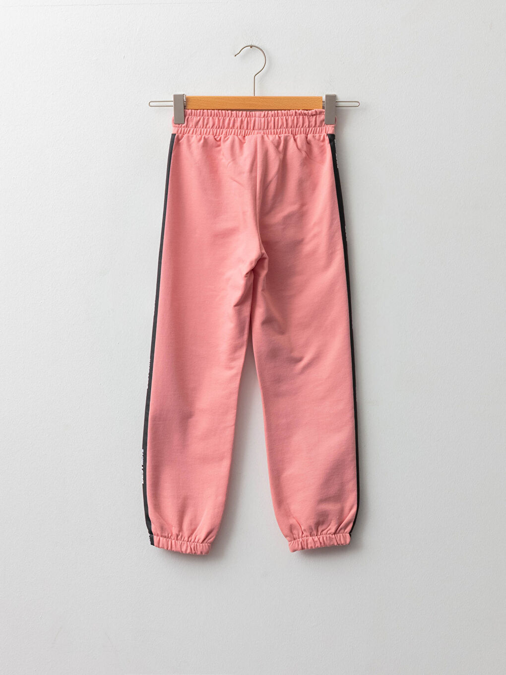 Спортивные джоггеры для девочек с принтом и эластичным поясом-1