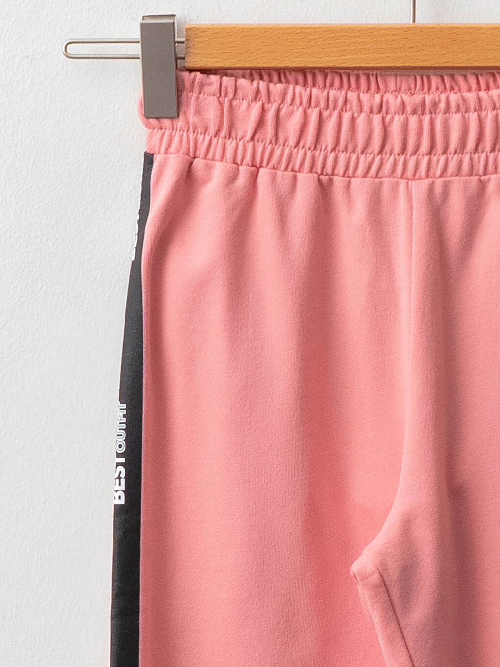 Спортивные джоггеры для девочек с принтом и эластичным поясом-2