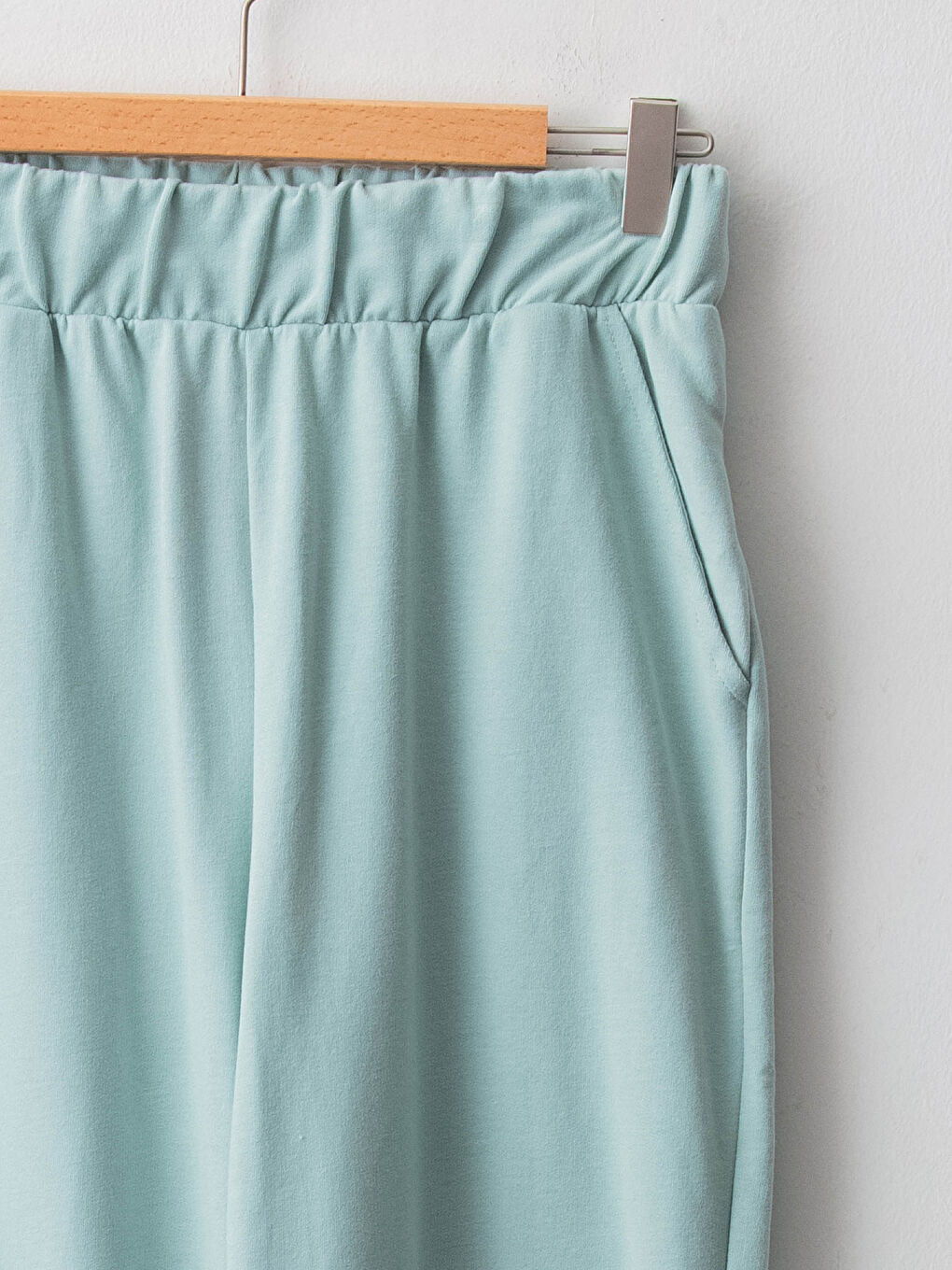 Elastic Waist Regular Pocket Detailed Women's Jogger Sweatpants-2