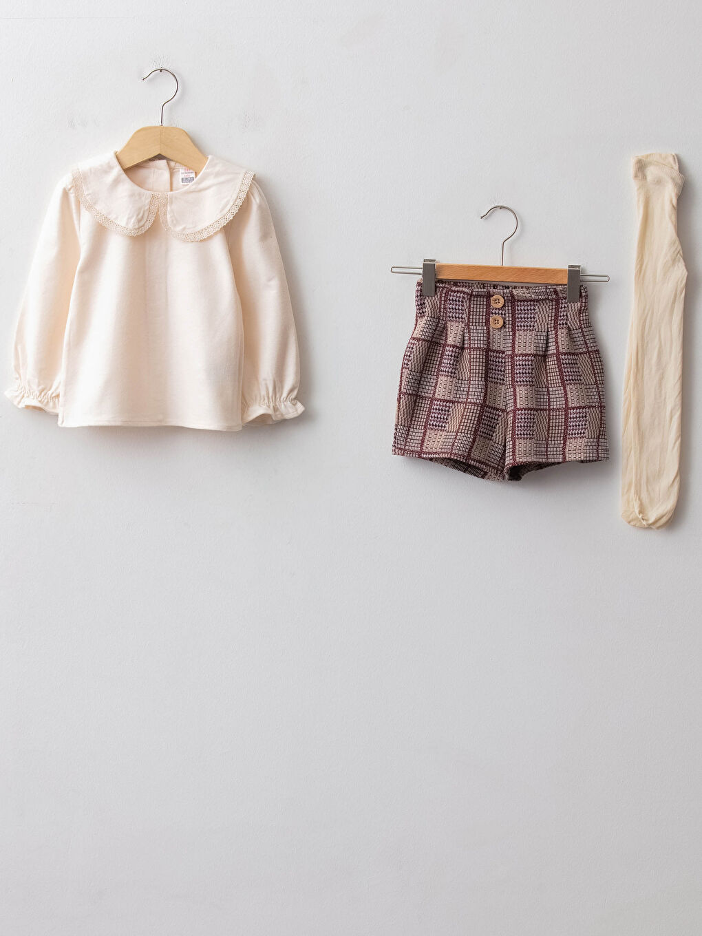 Bluză Bebeluși cu Guler, Mânecă Lungă, Șort și Dres Set 3 Piese-4