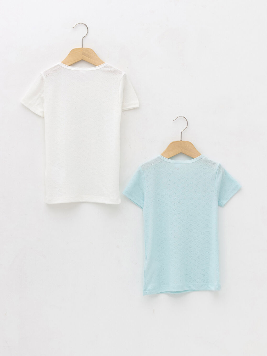 تي شيرت داخلي بناتي كم قصير بنقشة ذاتية وياقة دائرية 2 قطعة-1