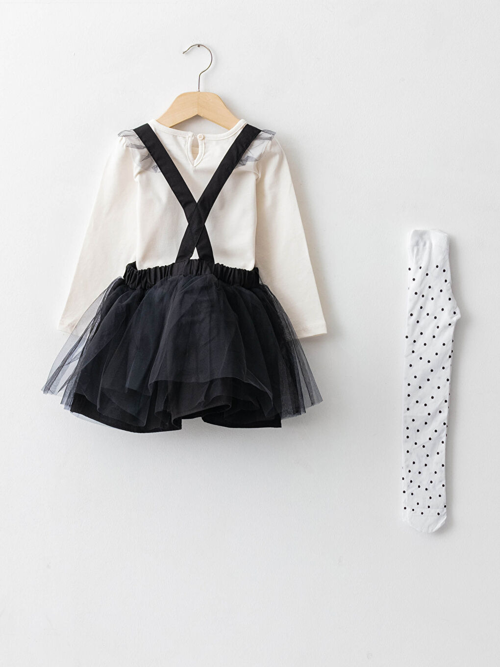 Ekru Bisiklet Yaka Uzun Kollu Minnie Mouse Baskılı Kız Bebek Tişört Etek ve Külotlu Çorap 3'lü Takım-1