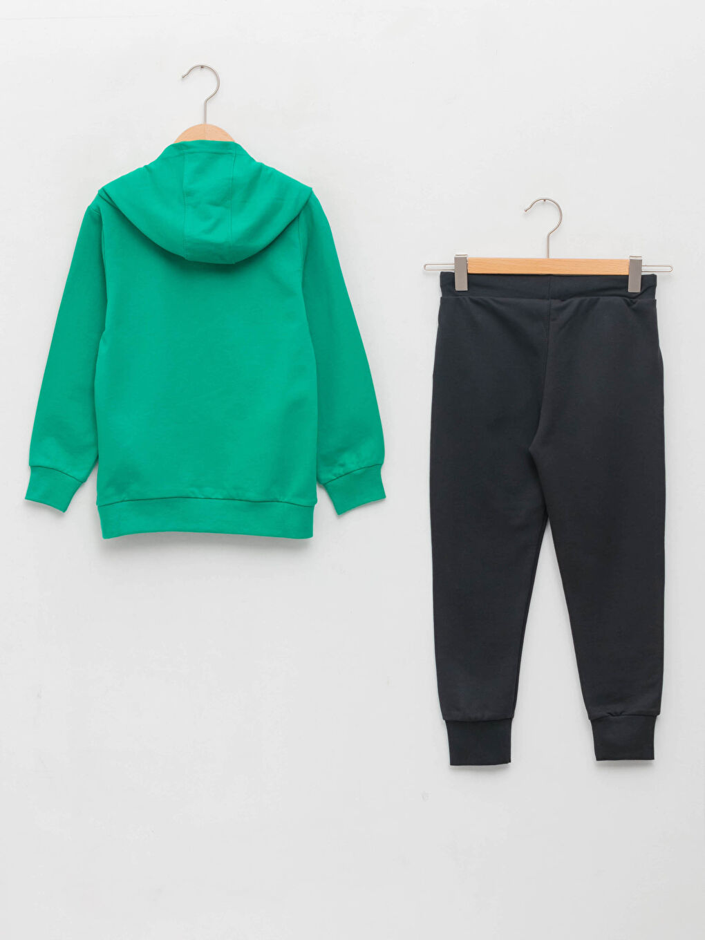 Yeşil Kapüşonlu Baskılı Uzun Kollu Erkek Çocuk Sweatshirt ve Eşofman Altı-1