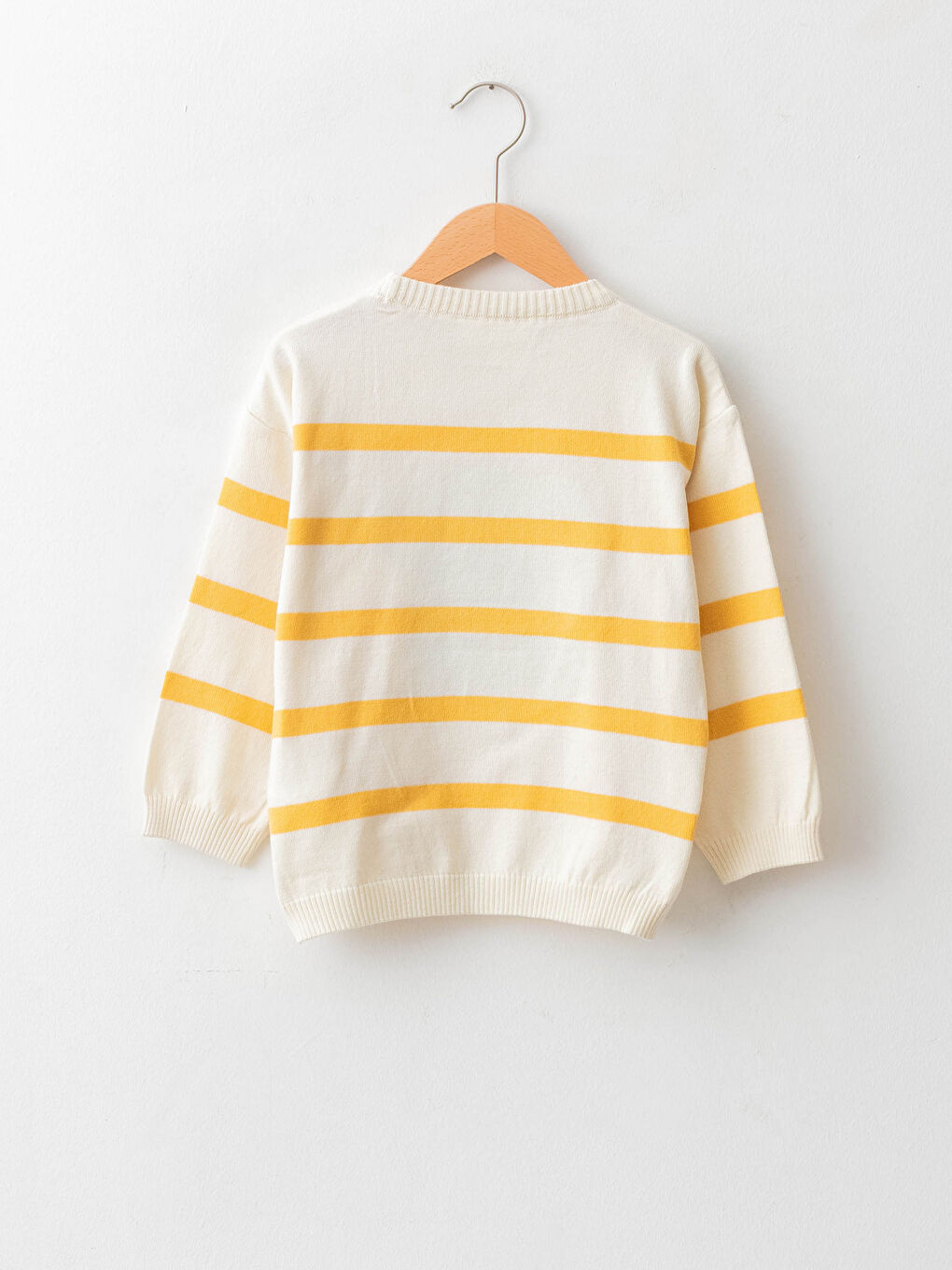 Ekru Bisiklet Yaka Uzun Kollu Mickey Mouse  Desenli Pamuklu Erkek Bebek Triko Kazak-1