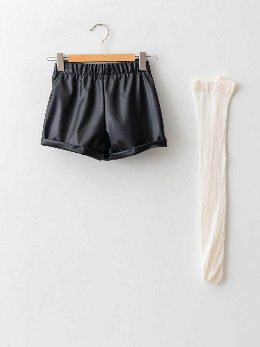 Shorts et Collants en Similicuir Bébé Fille à Taille Élastique - Ensemble 2 Pièces-1