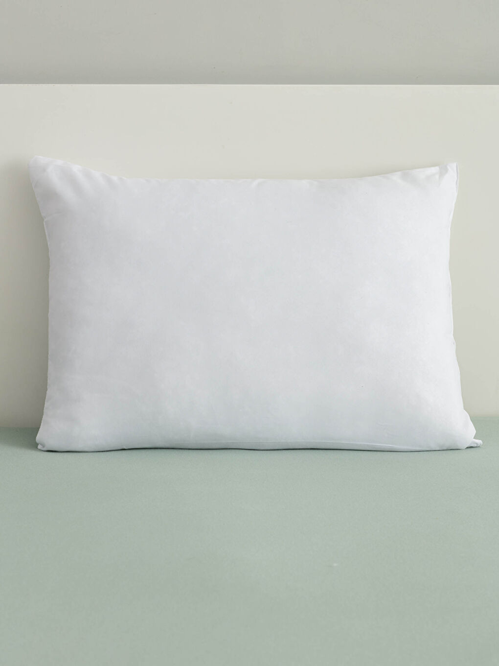 Beyaz Boncuk Elyaf Yastık 50x70 cm-1