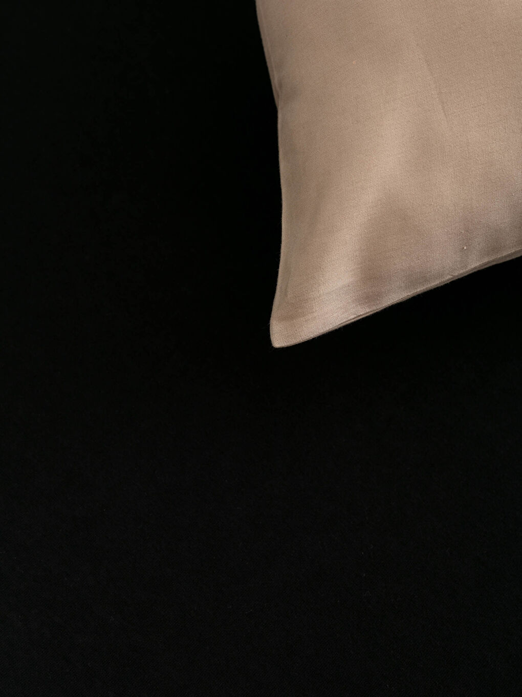 Единичен еластичен плетен чаршаф 100x200x30 см-1