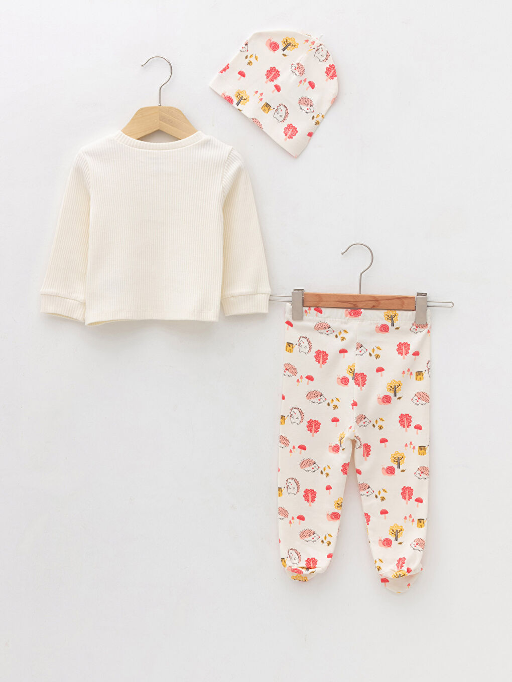 Ekru Bisiklet Yaka Uzun Kollu Pamuklu Kız Bebek Hastane Çıkış Seti-1