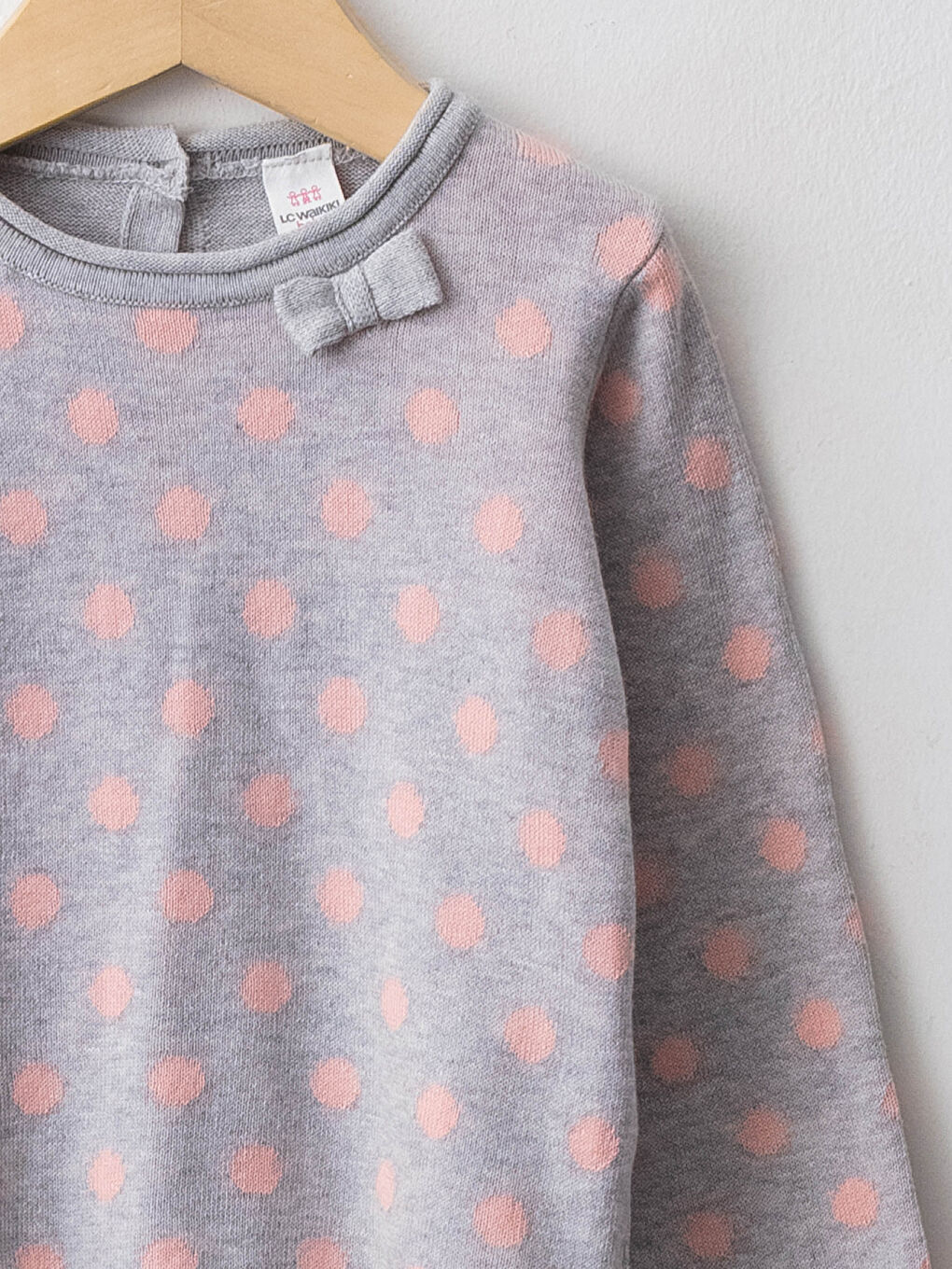 LCW baby Crew Neck Long Sleeve Polka Dot Patterned Baby Girl Knitwear Sweater -W1BI56Z1-MKJ