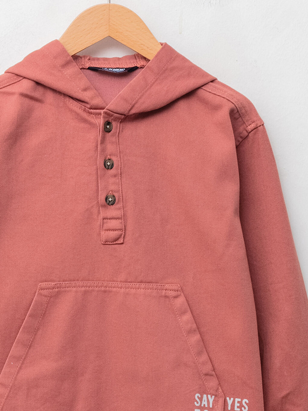 Kahverengi Kapüşonlu Baskılı Uzun Kollu Gabardin Erkek Çocuk Gömlek-2