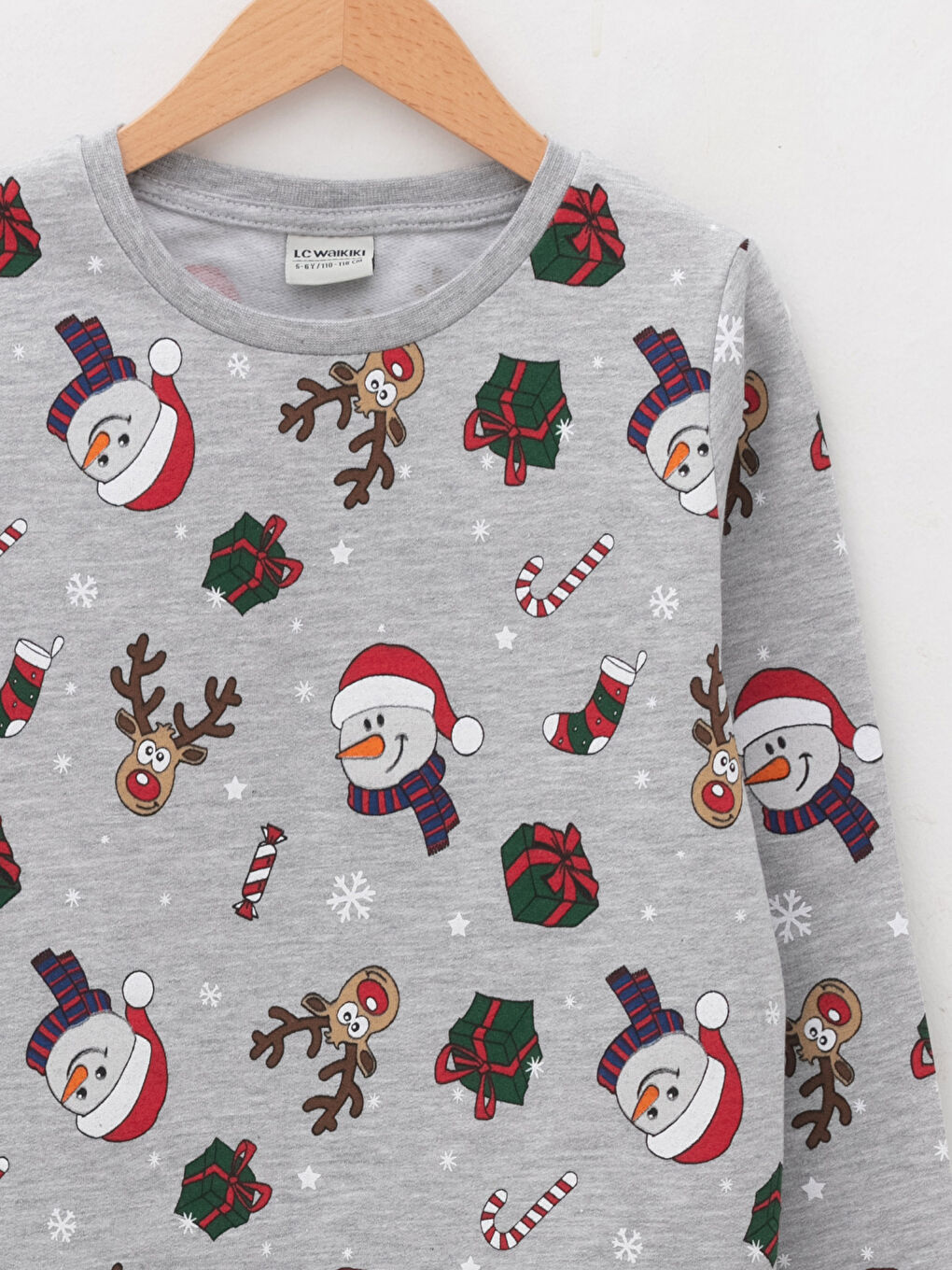 LCW Kids Rundhalsausschnitt Neujahrsmotiv Langarm Jungen Sweatshirt -W1BK66Z4-LRW