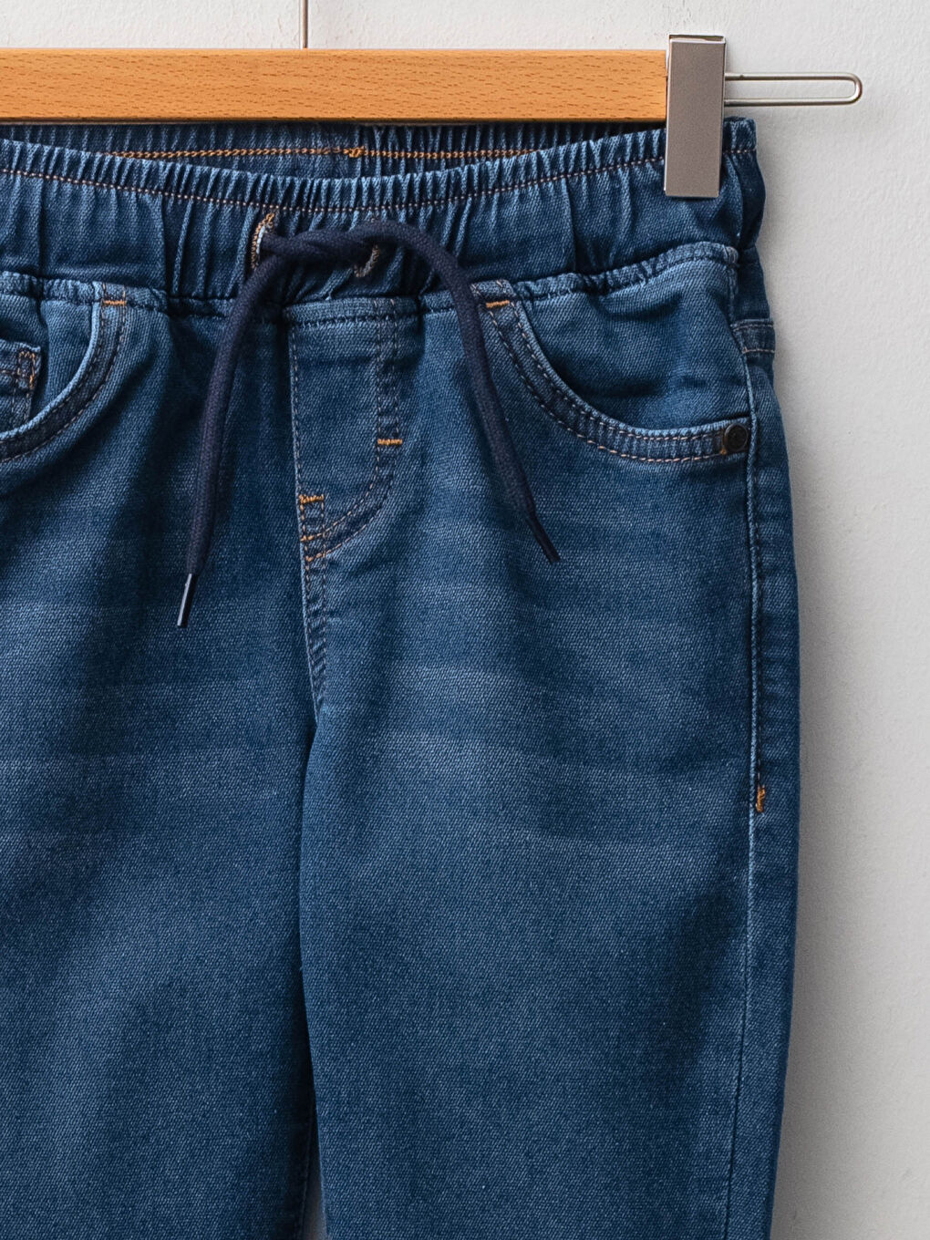 LC Waikiki Elasticated Waist Super Skinny Fit Boys Jeans -W1BN29Z4-507