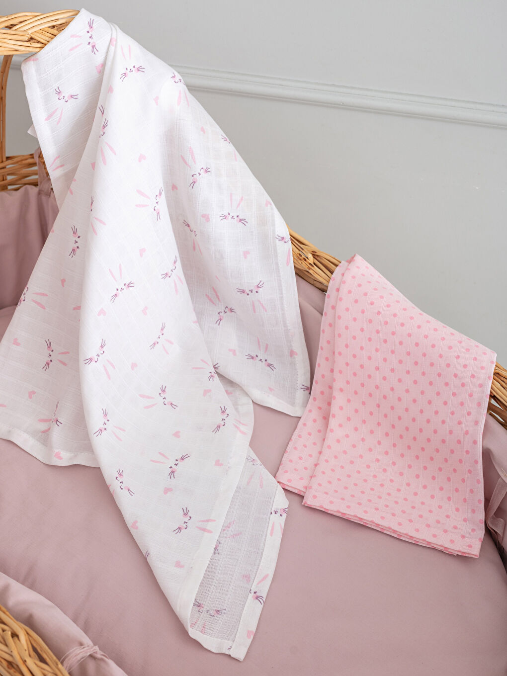 Ekru Desenli Pamuklu Kız Bebek Müslin Bez 2'li-1