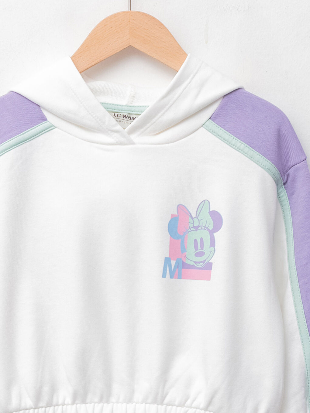 LCW Kids Hooded Minnie Mouse Printed Long Sleeve Girls' Sweatshirt -W1BT90Z4-R9J