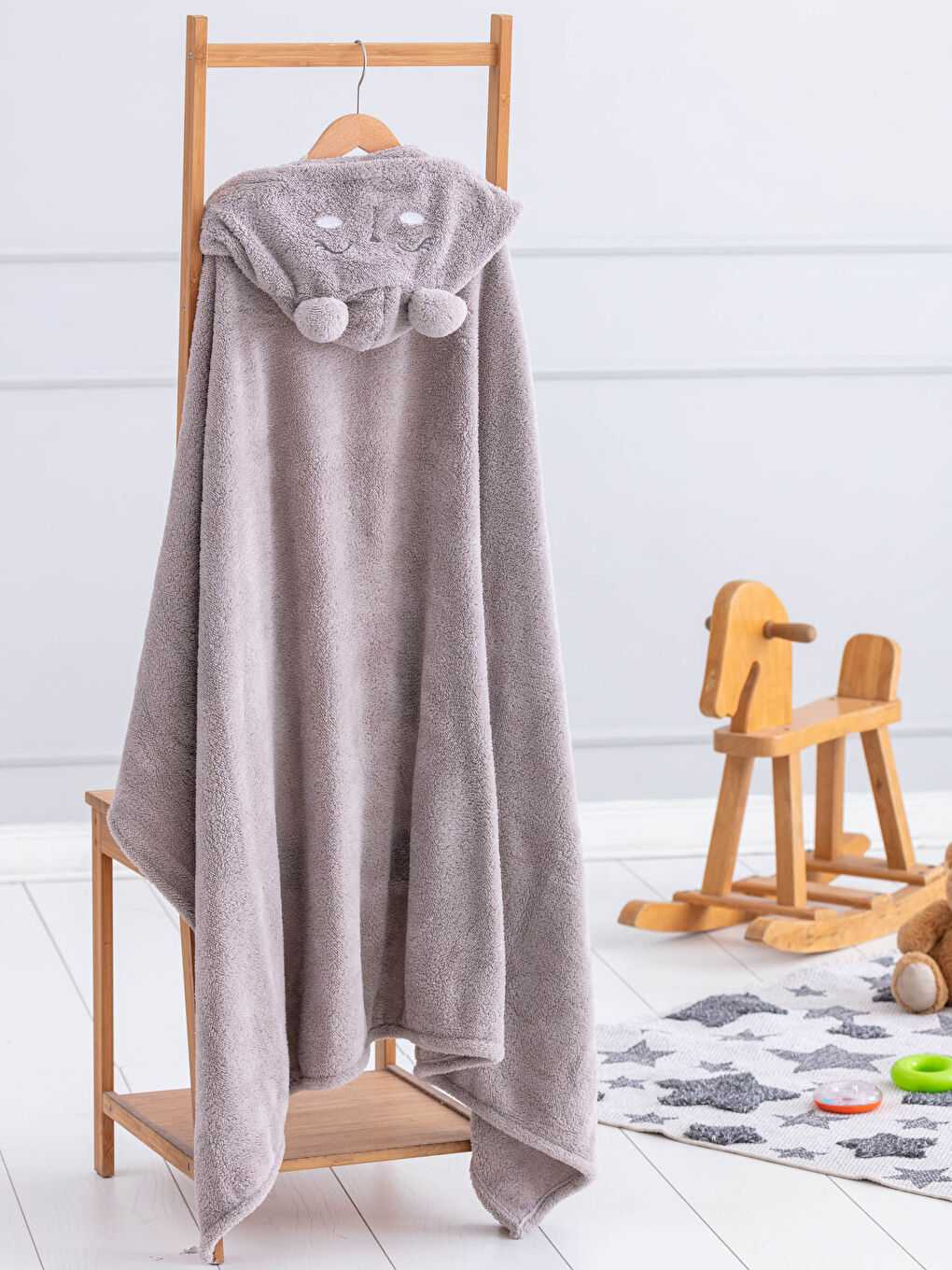 Embroidery Detailed Hooded Wellsoft Wearable Blanket-1