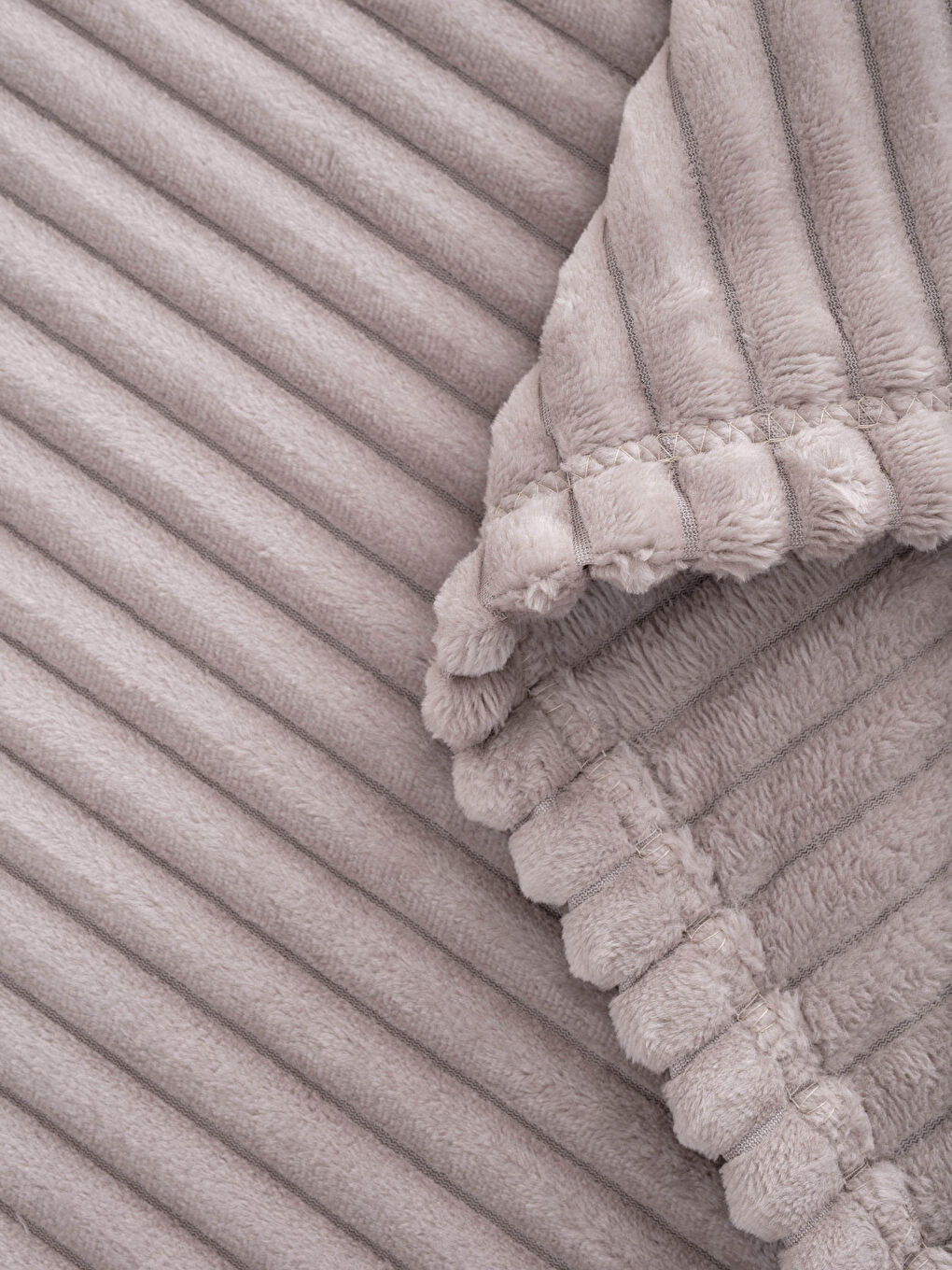 Single Wellsoft Blanket 150x200 Cm-2